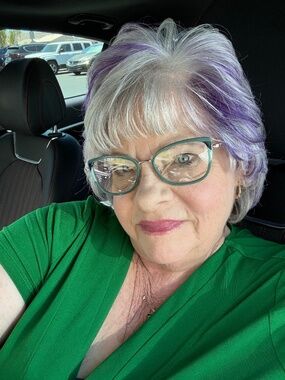 Meet your Posher, Cathy